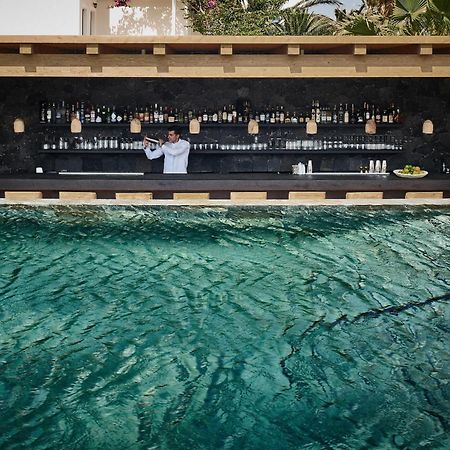Istoria, A Member Of Design Hotels Perissa Exterior foto